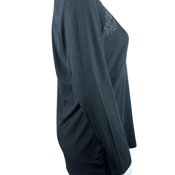 Torrid super soft ribbed long sleeve black top with lace inset size 3-3X/22-24 - Picture 6 of 10
